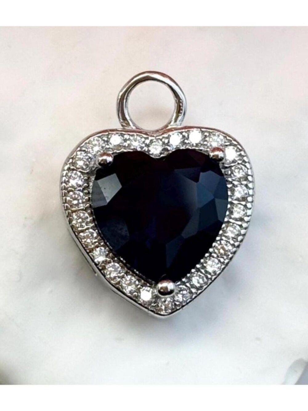 Heart Shaped Dark Blue Cubic Zirconia 925 Sterling Silver Vintage Pendant Charm